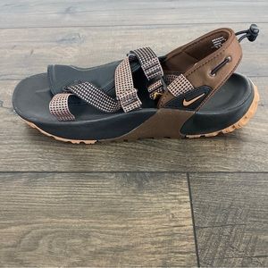 Nike Oneonta Sandal Black/Gum Medium Brown-Cacao Wow DJ6604-002